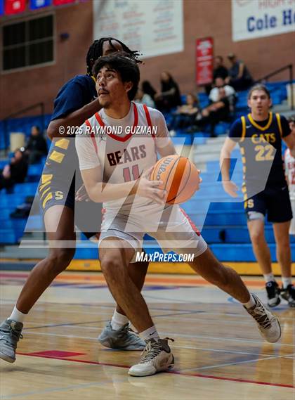 Thumbnail 3 in Sunnyside vs. Selma photogallery.