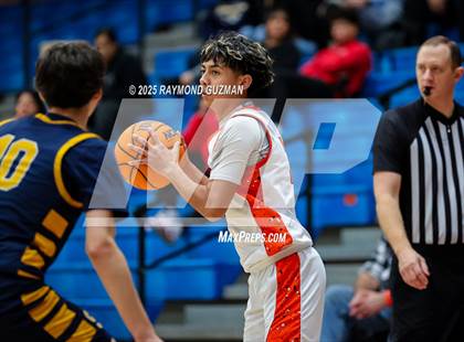 Thumbnail 3 in Sunnyside vs. Selma photogallery.