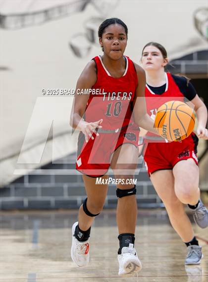 Thumbnail 2 in Cleburne County vs. Piedmont photogallery.