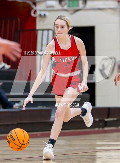 Thumbnail 3 in Cleburne County vs. Piedmont photogallery.