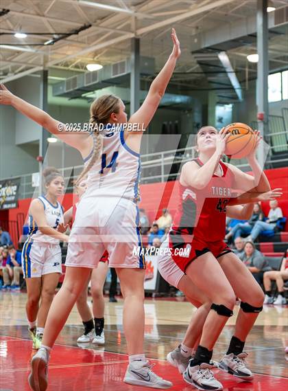 Thumbnail 1 in Cleburne County vs. Piedmont photogallery.