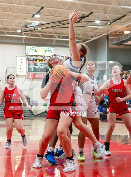 Thumbnail 1 in Cleburne County vs. Piedmont photogallery.