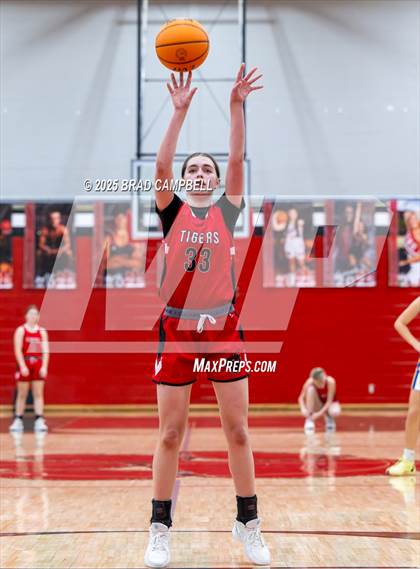 Thumbnail 2 in Cleburne County vs. Piedmont photogallery.