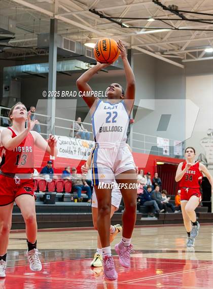 Thumbnail 2 in Cleburne County vs. Piedmont photogallery.