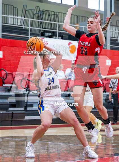 Thumbnail 3 in Cleburne County vs. Piedmont photogallery.