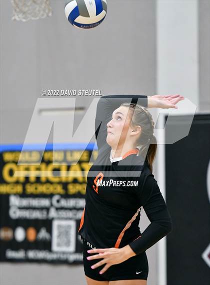 Thumbnail 1 in Vacaville vs. Whitney (CIF SJS D2 Final) photogallery.
