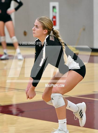 Thumbnail 2 in Vacaville vs. Whitney (CIF SJS D2 Final) photogallery.