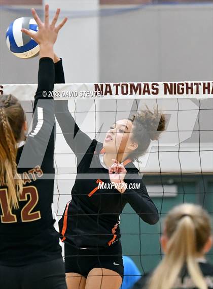 Thumbnail 1 in Vacaville vs. Whitney (CIF SJS D2 Final) photogallery.