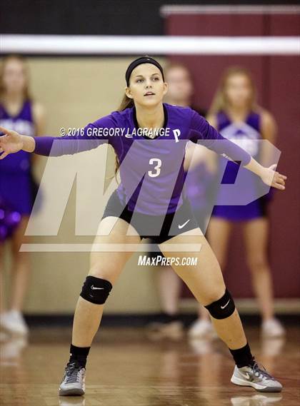 Thumbnail 1 in Paschal vs. Fossil Ridge  photogallery.