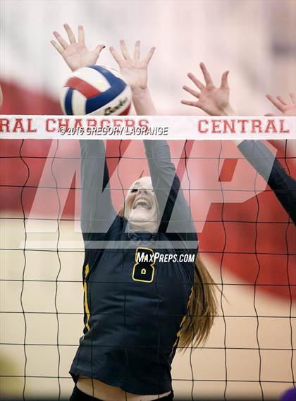 Thumbnail 3 in Paschal vs. Fossil Ridge  photogallery.