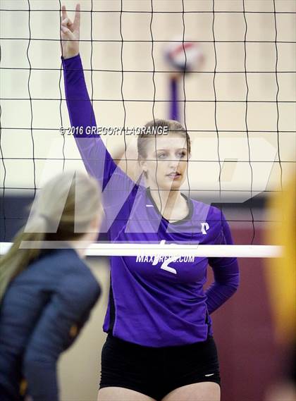 Thumbnail 2 in Paschal vs. Fossil Ridge  photogallery.