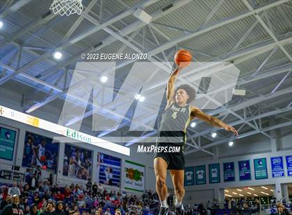 Thumbnail 2 in Slam Dunk Contest (City of Palms Classic) photogallery.
