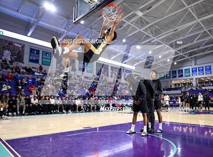 Thumbnail 2 in Slam Dunk Contest (City of Palms Classic) photogallery.