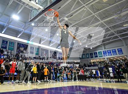 Thumbnail 2 in Slam Dunk Contest (City of Palms Classic) photogallery.
