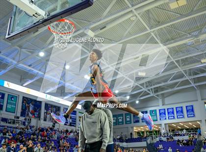 Thumbnail 1 in Slam Dunk Contest (City of Palms Classic) photogallery.