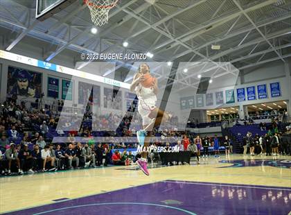Thumbnail 3 in Slam Dunk Contest (City of Palms Classic) photogallery.