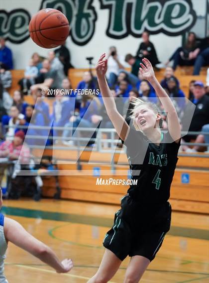 Thumbnail 3 in Miramonte vs. Folsom (Elite is Earned New Year Classic) photogallery.