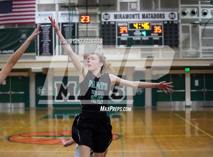 Thumbnail 2 in Miramonte vs. Folsom (Elite is Earned New Year Classic) photogallery.