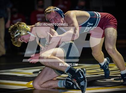 Thumbnail 3 in Lacey Township vs Point Pleasant Boro photogallery.