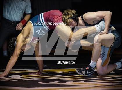 Thumbnail 3 in Lacey Township vs Point Pleasant Boro photogallery.