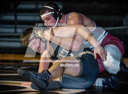 Thumbnail 2 in Lacey Township vs Point Pleasant Boro photogallery.