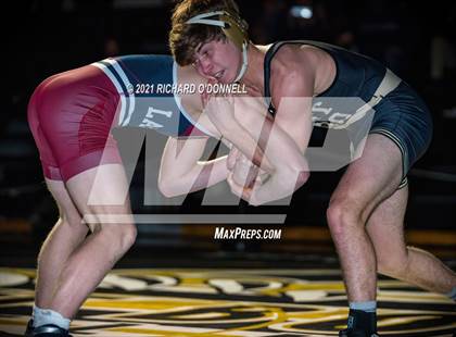 Thumbnail 2 in Lacey Township vs Point Pleasant Boro photogallery.