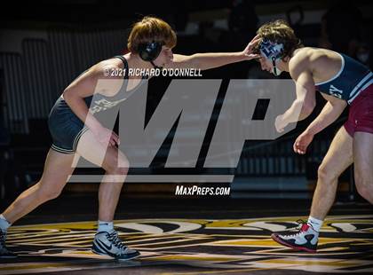 Thumbnail 2 in Lacey Township vs Point Pleasant Boro photogallery.