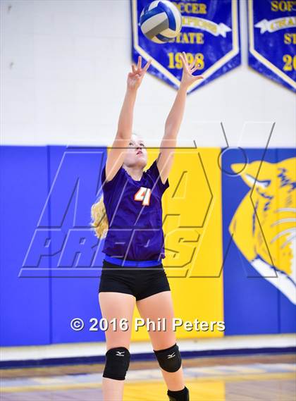 Thumbnail 3 in McDonogh vs. Stone photogallery.