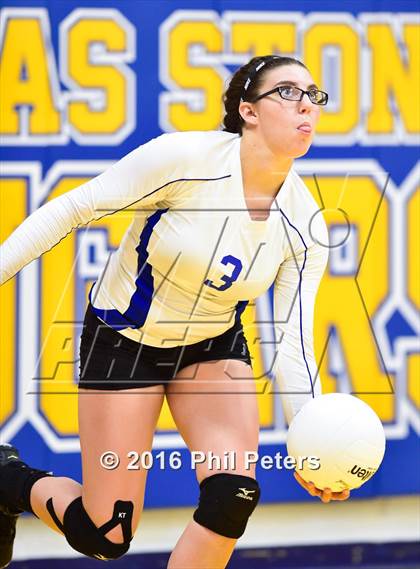 Thumbnail 3 in McDonogh vs. Stone photogallery.