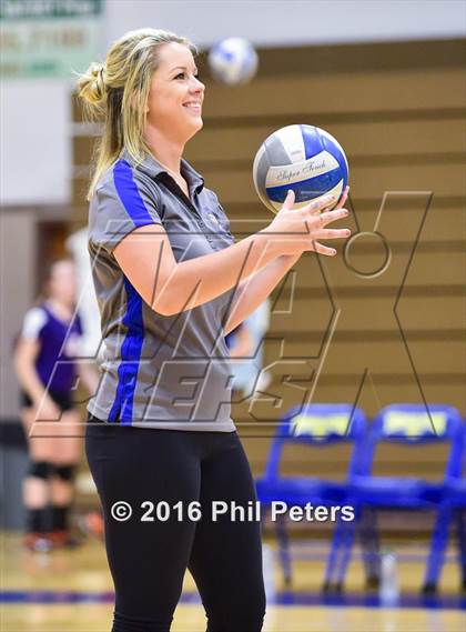 Thumbnail 3 in McDonogh vs. Stone photogallery.