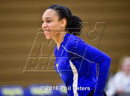 Thumbnail 1 in McDonogh vs. Stone photogallery.