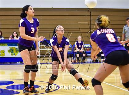 Thumbnail 3 in McDonogh vs. Stone photogallery.