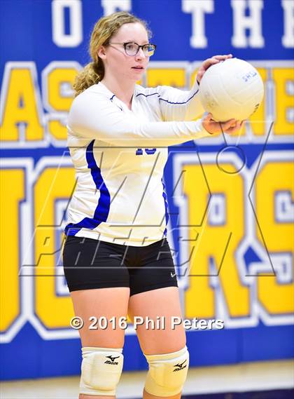 Thumbnail 1 in McDonogh vs. Stone photogallery.