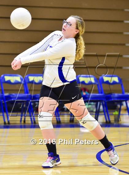 Thumbnail 1 in McDonogh vs. Stone photogallery.