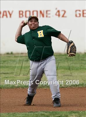 Thumbnail 3 in Holtville vs. Hoover (56th Annual Lions Invitational) photogallery.