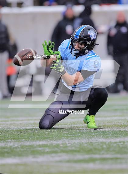 Thumbnail 1 in St. Francis vs Providence Catholic (IHSA 5A Finals) photogallery.