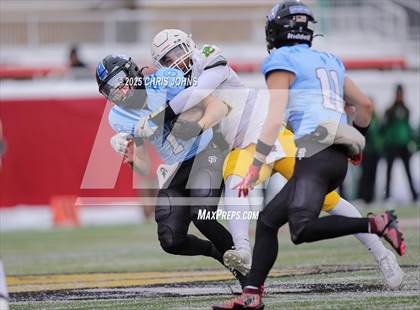 Thumbnail 2 in St. Francis vs Providence Catholic (IHSA 5A Finals) photogallery.