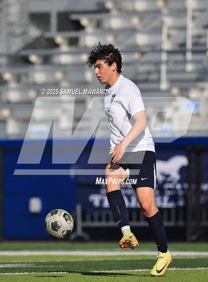 Thumbnail 1 in Sierra Canyon vs Campbell Hall photogallery.
