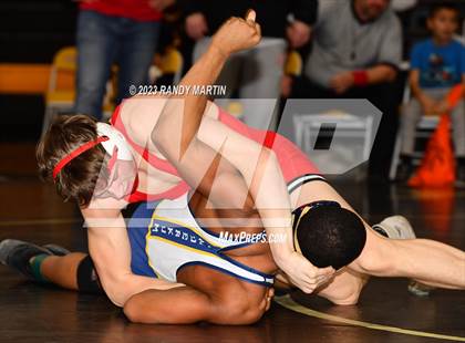 Thumbnail 3 in CVC League Finals photogallery.