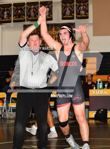 Thumbnail 3 in CVC League Finals photogallery.