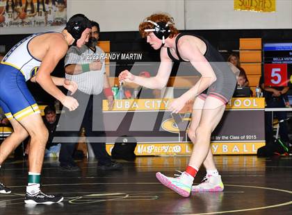 Thumbnail 1 in CVC League Finals photogallery.