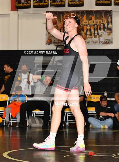 Thumbnail 1 in CVC League Finals photogallery.