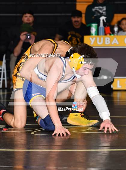 Thumbnail 1 in CVC League Finals photogallery.