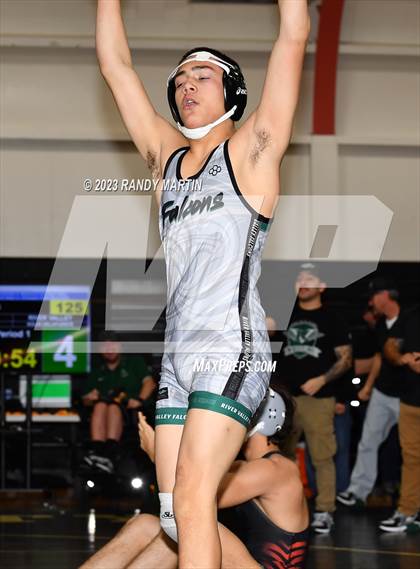 Thumbnail 3 in CVC League Finals photogallery.