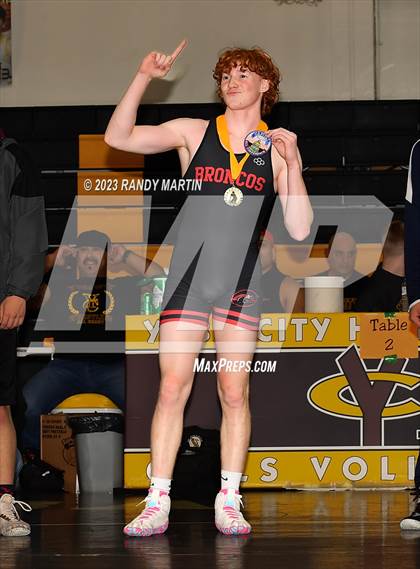 Thumbnail 1 in CVC League Finals photogallery.