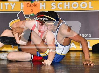 Thumbnail 3 in CVC League Finals photogallery.