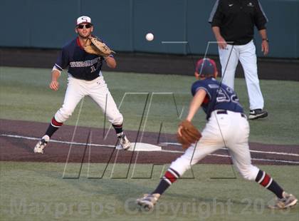 Thumbnail 3 in Seaman vs. Carroll (KSHSAA 5A Final) photogallery.