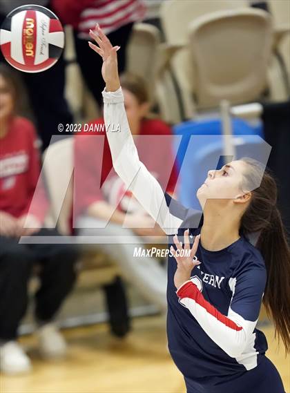 Thumbnail 1 in Northern vs. North Hagerstown (MPSSAA Class 3A Final) photogallery.
