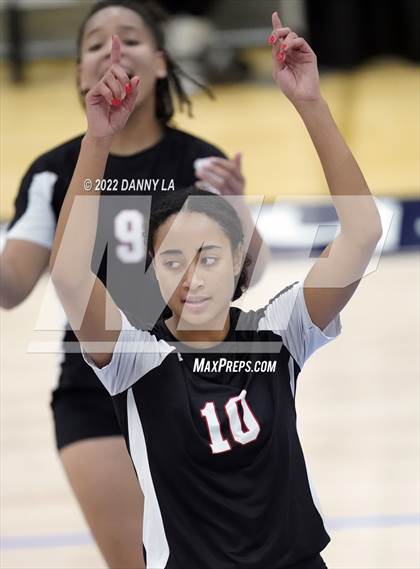 Thumbnail 2 in Northern vs. North Hagerstown (MPSSAA Class 3A Final) photogallery.