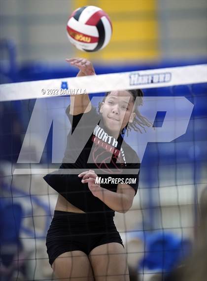 Thumbnail 1 in Northern vs. North Hagerstown (MPSSAA Class 3A Final) photogallery.
